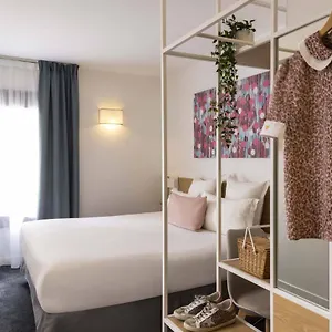 Hotel Louis Blanc, Parigi