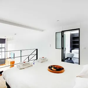 Elegant - 1br-6p- Grands Boulevards Apartment