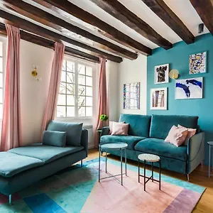 Cmg Beaubourg/ Rivoli Apartment
