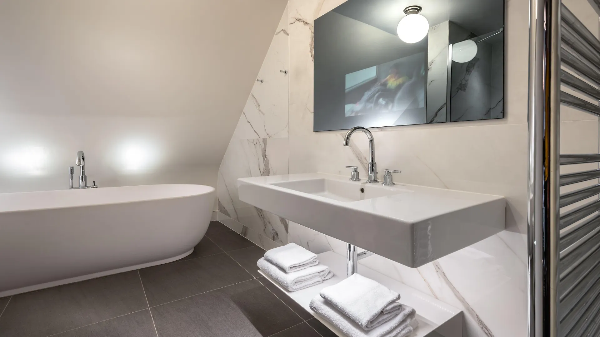 Holiday Inn Paris - Gare De Lyon Bastille By Ihg Hotel