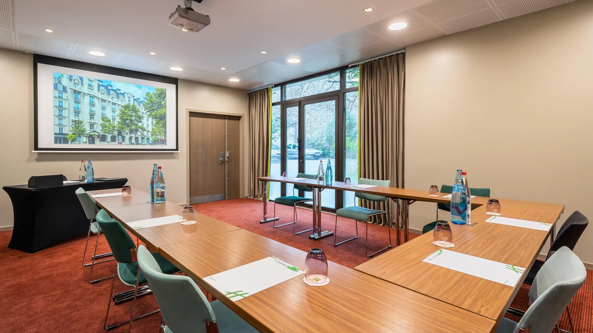 Holiday Inn Paris - Gare De Lyon Bastille By Ihg France