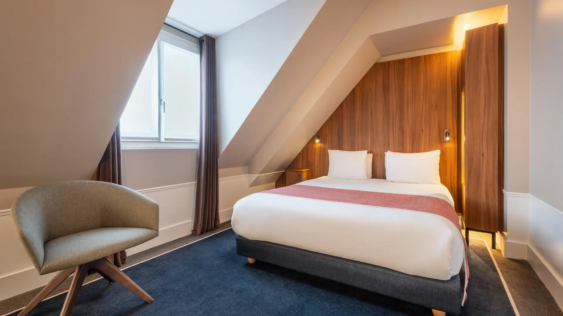 Holiday Inn Paris - Gare De Lyon Bastille By Ihg Hotel