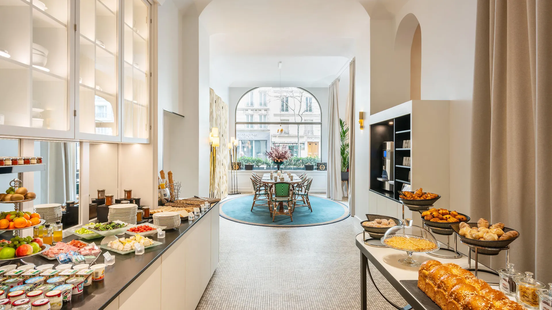 Holiday Inn Paris - Gare De Lyon Bastille By Ihg 4*,  France