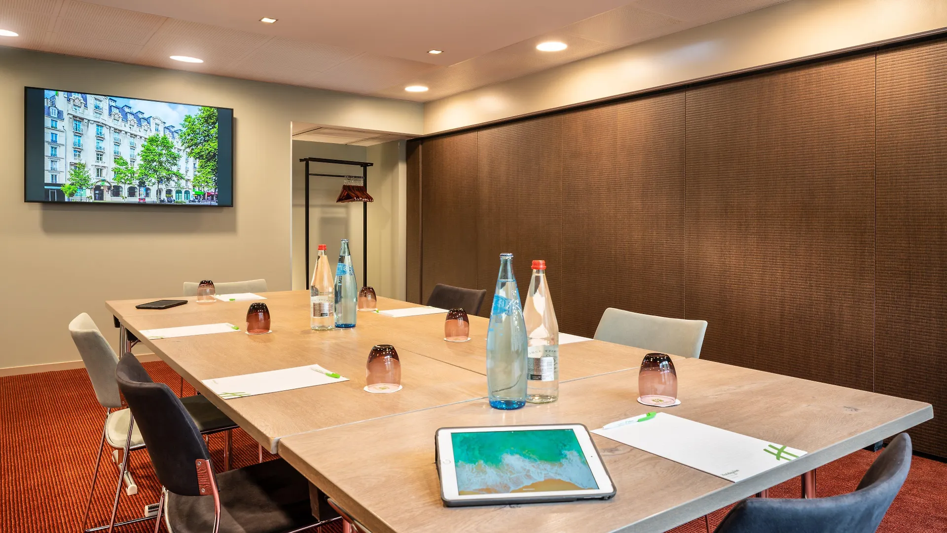 Holiday Inn Paris - Gare De Lyon Bastille By Ihg 4*,  France